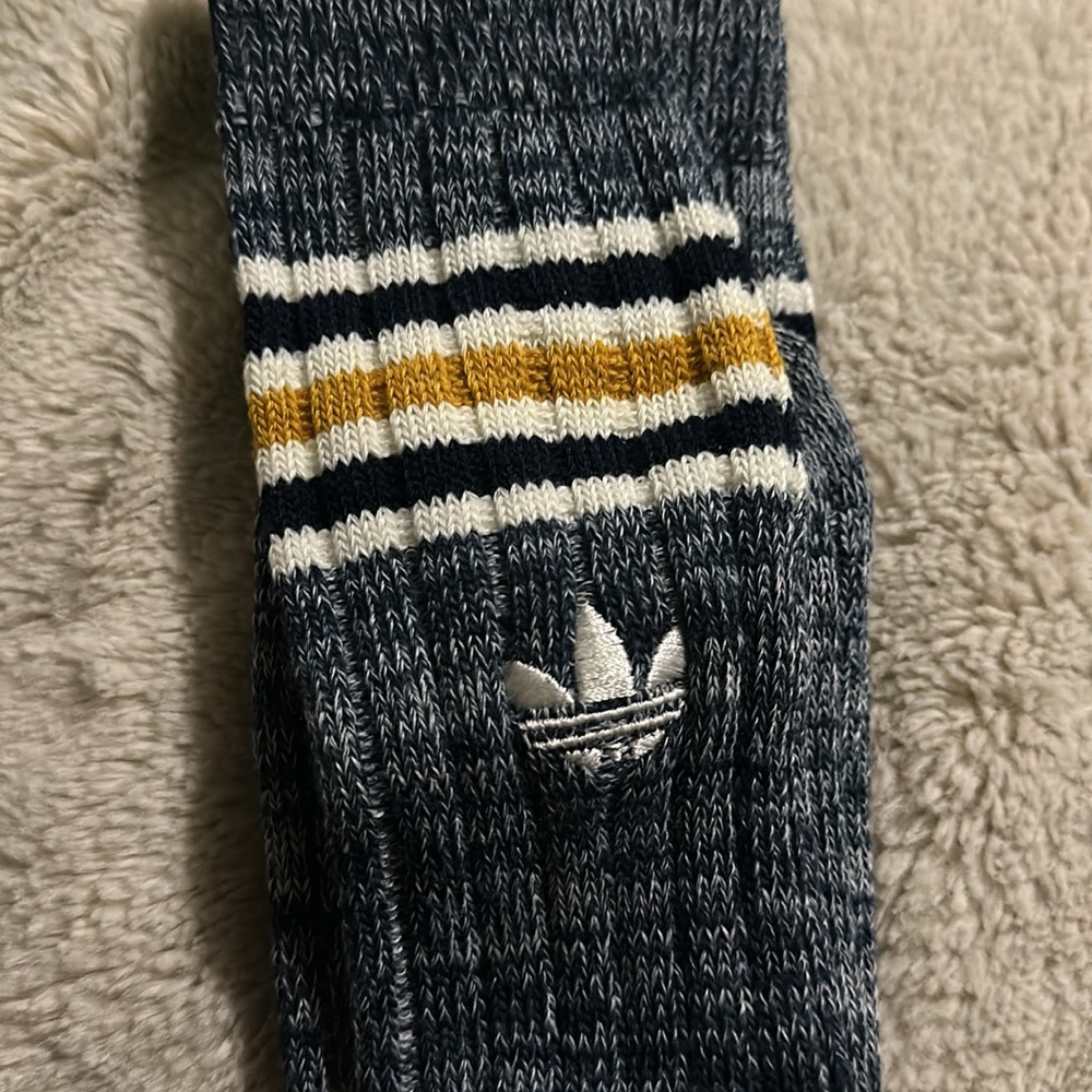 NWT! adidas – Stripe Rib Crew Socks
INDIGO/BLUE/CREAM WHITE SPACE - Picture 2 of 6